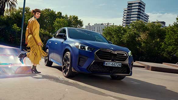 BMW X2.